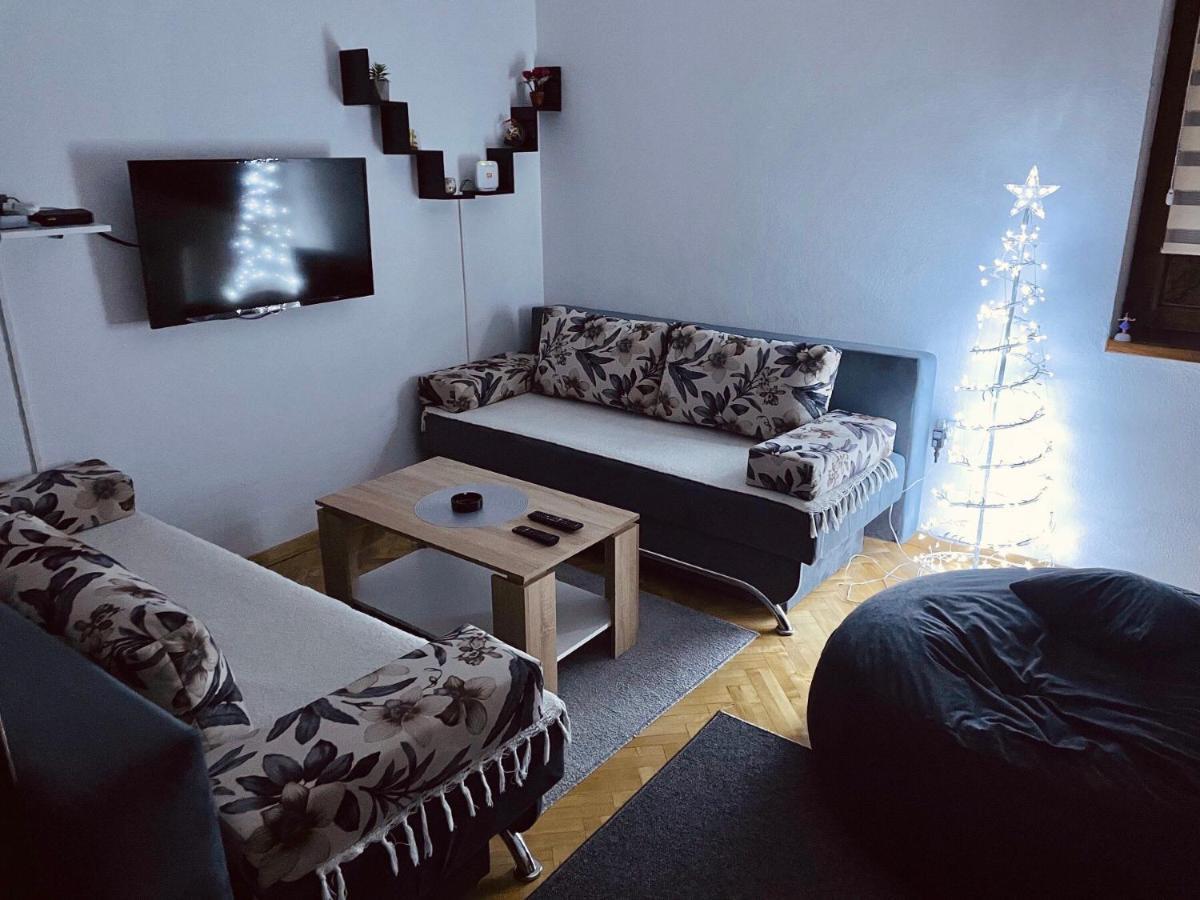 Alpin Apartments วลาซิส ภายนอก รูปภาพ