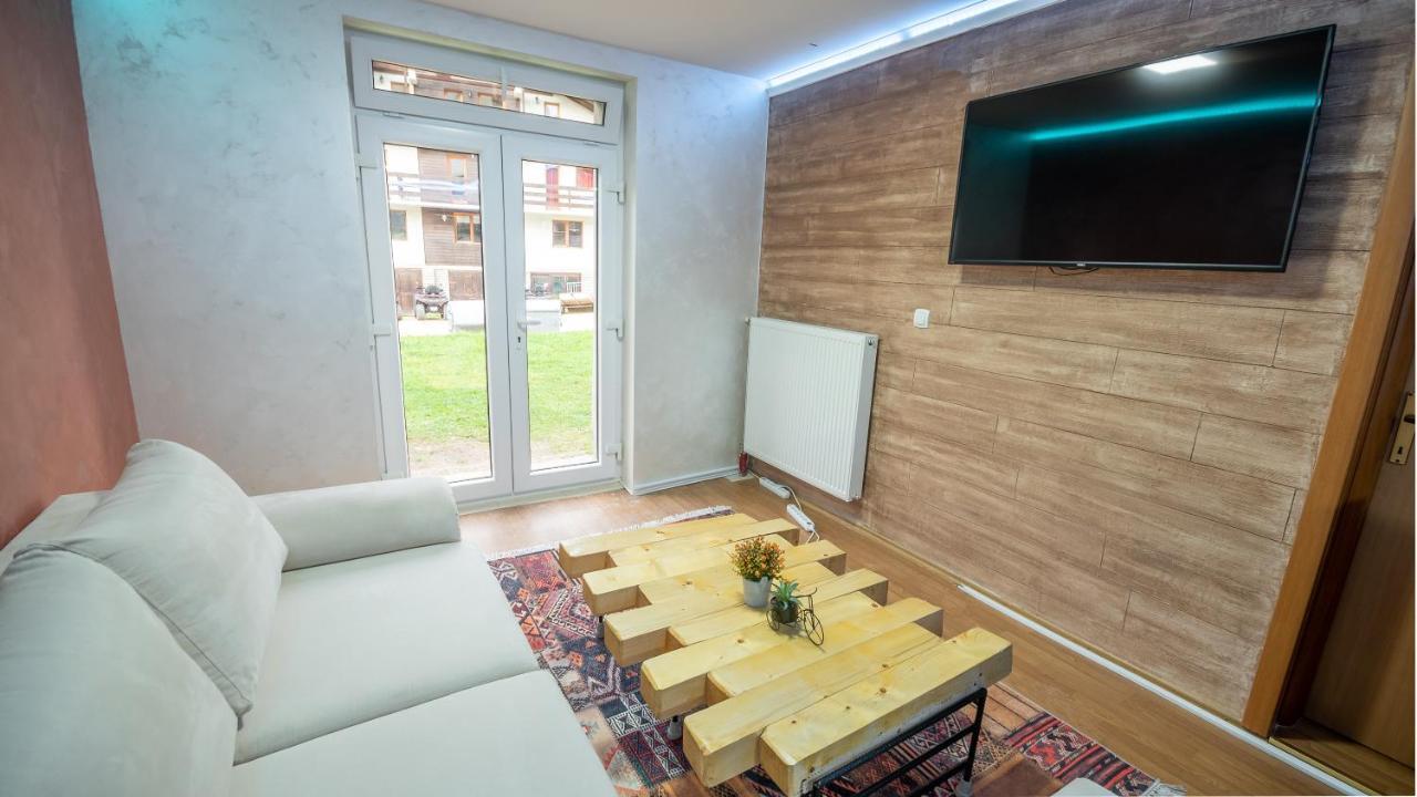 Alpin Apartments วลาซิส ภายนอก รูปภาพ