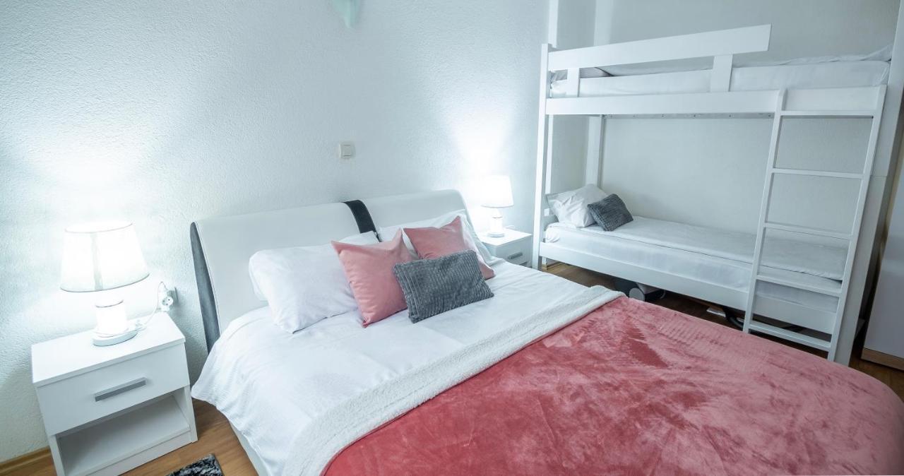 Alpin Apartments วลาซิส ภายนอก รูปภาพ
