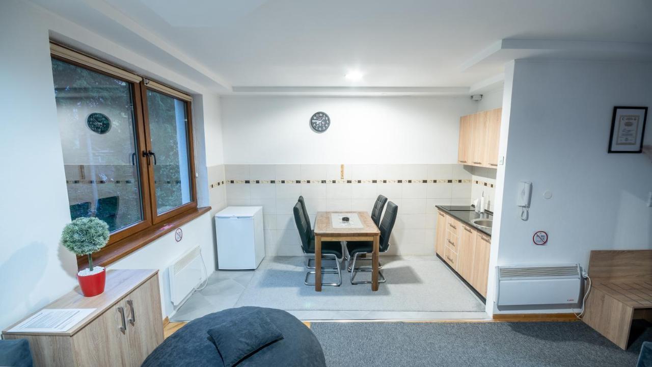 Alpin Apartments วลาซิส ภายนอก รูปภาพ
