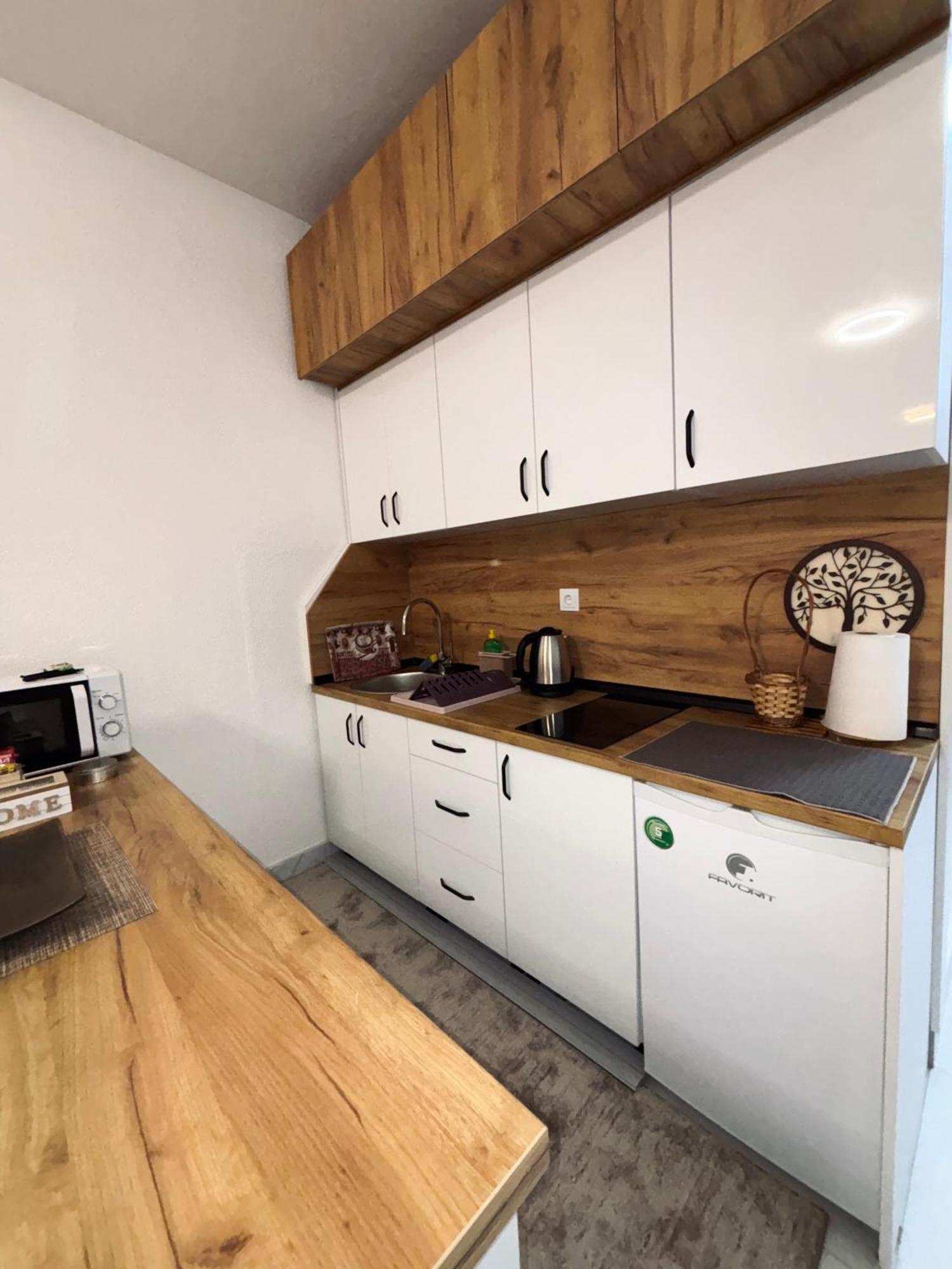Alpin Apartments วลาซิส ภายนอก รูปภาพ